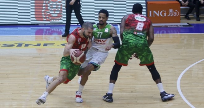 Pınar Karşıyaka iki isimle yeniledi