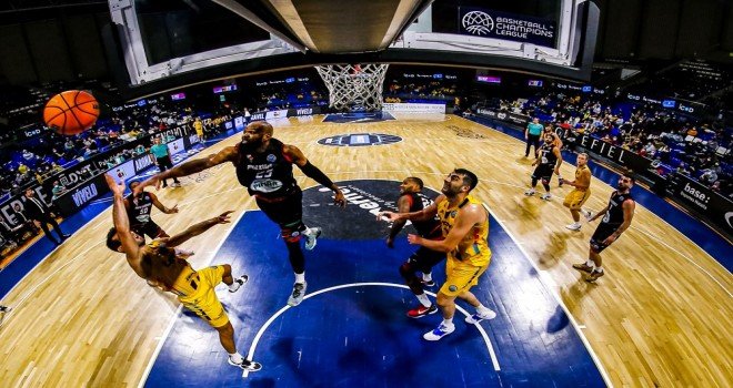 Pınar Karşıyaka ilk raundu kaybetti