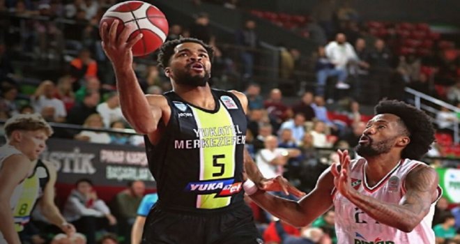 Pınar Karşıyaka kendine geldi