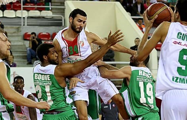 Pınar Karşıyaka, Zielona Gora'yı ağırlıyor