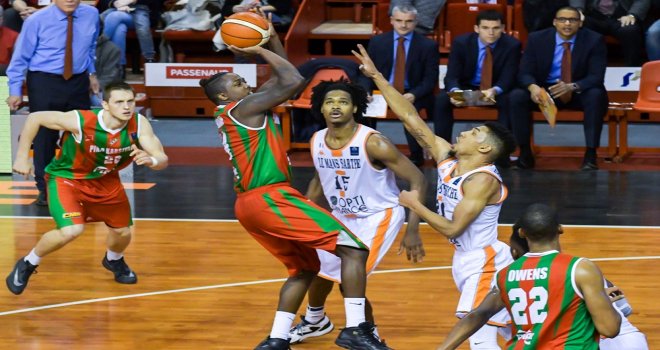 Pınar Karşıyaka'da eksik ve sakatlar dönüyor...