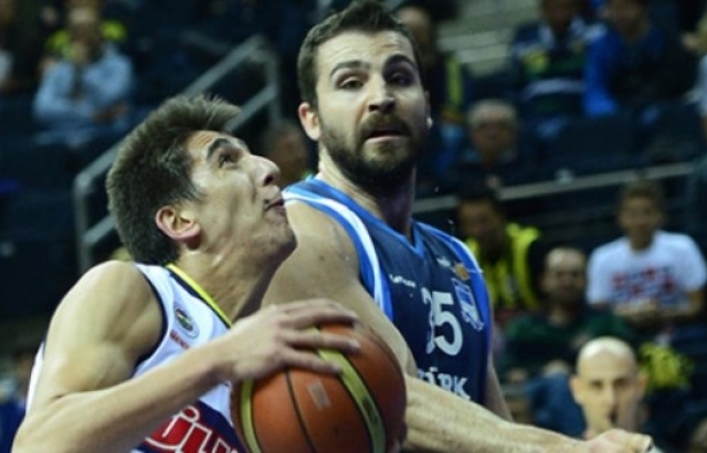 Pınar Karşıyaka'dan transfer