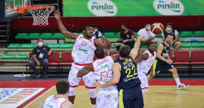 Pınar Karşıyaka'yı geçen Fenerbahçe Beko finalde
