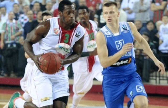 Pınar KSK, Gabriel ve Palacios ile anlaşmak üzere...