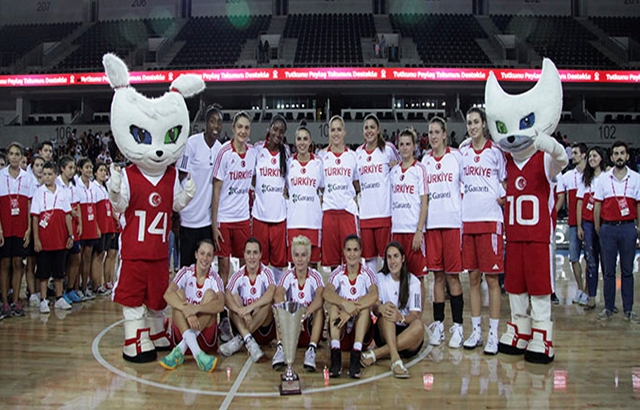 Potanın Perileri'nde kadro 13 kişiye düştü...