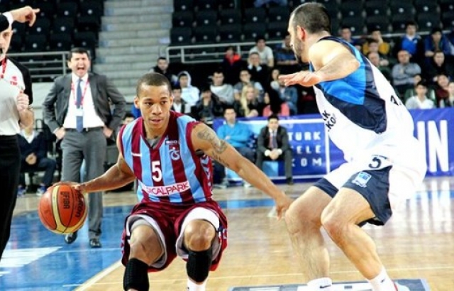 RANDLE TRABZONSPOR'DA KALDI