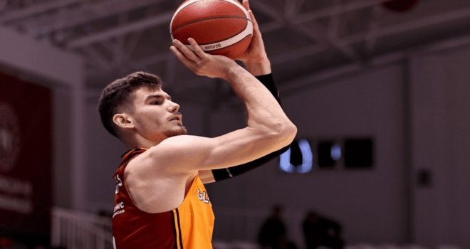 Roberts Blumbergs Aliağa Petkimspor'da