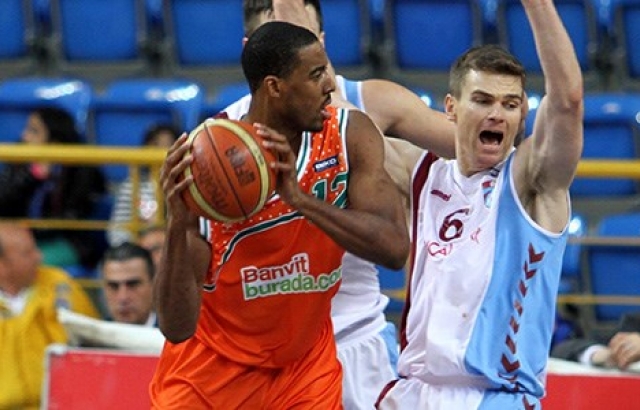 Rönesans Ted Kolejliler'e tanıdık uzun