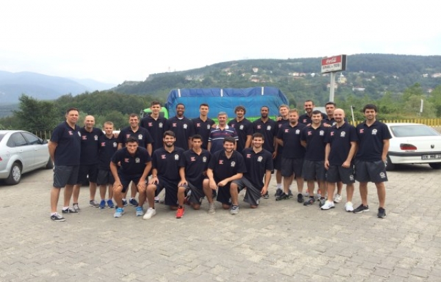 Rönesans Ted Kolejliler'in Bolu kampı sürüyor