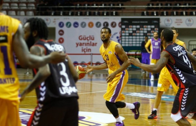 Royal Halı Gaziantep, Bandırma'da galibiyet istiyor