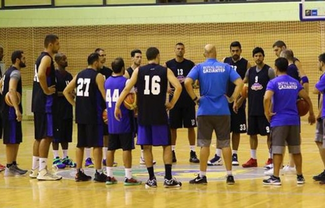 Royal Halı Gaziantep hazırlıklara Slovenya'da başladı