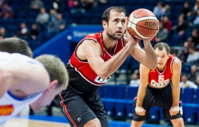 Royal Halı Gaziantep'e Yunan pivot