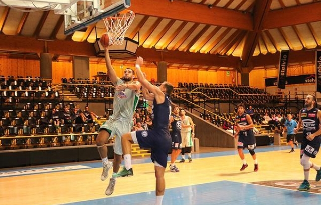 Royal Halı Gaziantep'ten rahat galibiyet