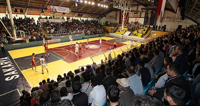 Sakarya Büyükşehir 4 maç aradan sonra taraftarıyla buluşuyor