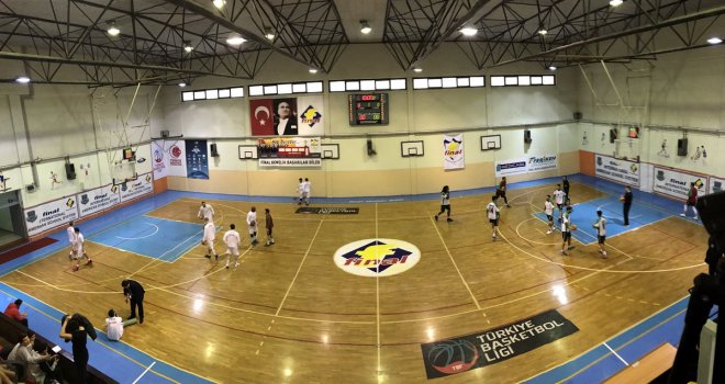 Sakarya Büyükşehir Belediyespor, Bursa'da çok rahat...