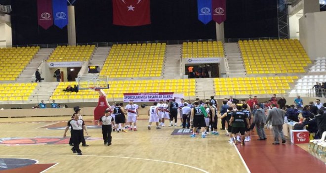 Sakarya Büyükşehir, Eskişehir'de kazandı...