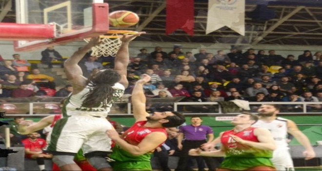 Sakarya Büyükşehir evinde takılmadı