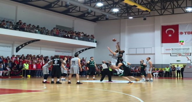 Sakarya Büyükşehir, Gediz karşısında 1-0 önde