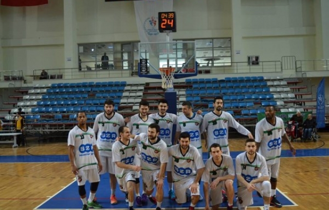 Sakarya Büyükşehir, İstanbul'da kazandı