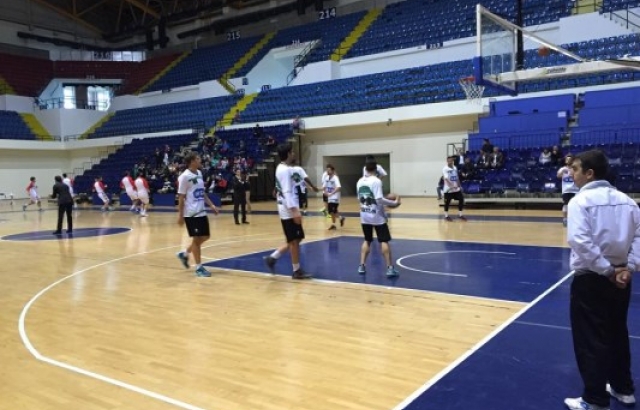 Sakarya Büyükşehir namağlup yoluna devam ediyor