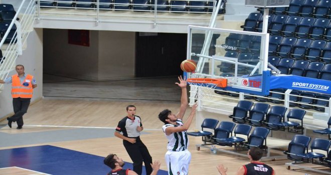 Sakarya Büyükşehir'den Eskişehir'e 22 fark