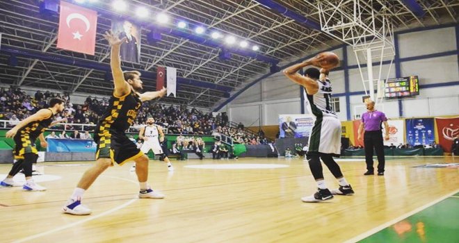 Sakarya Büyükşehir'den Gelişim'e 43 fark