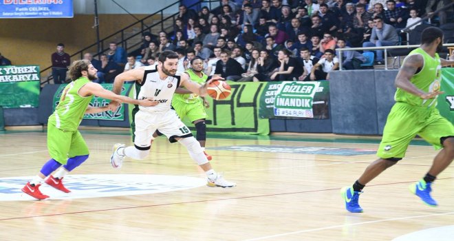 Sakarya Büyükşehir'den Muğla Ormanspor'a 24 fark