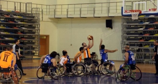 Şanlıurfa Büyükşehir'un ilk hedefi ligde kalmak