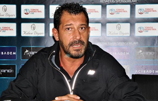 Sarıca: Bu kadromuzla yarı final bize biraz bol gelirdi