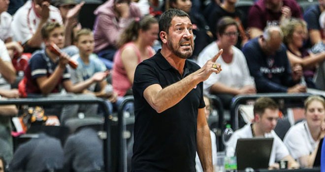 Sarıca: Bu kadroyla yenemeyeceğimiz takım olmadığını düşünüyorum