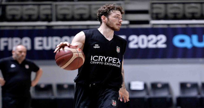 Şehmus Hazer Beşiktaş ile antrenmanlara başladı