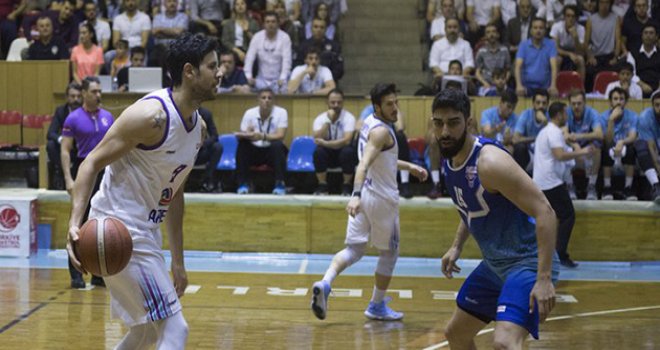 Selçuklu Belediyespor deplasmanda 1-0 öne geçti