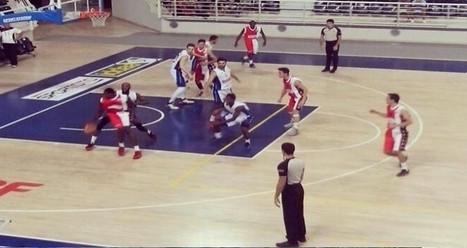 Sinpaş Denizli Basket Bandırma Kırmızı'yı geçti