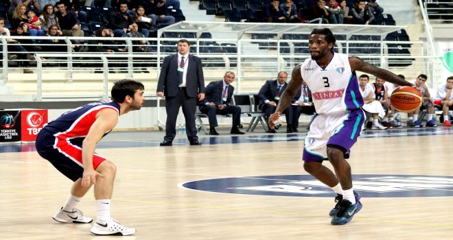 Sinpaş Denizli Basket ikinci yarıda sonuca gitti