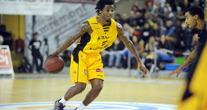 Sinpaş Denizli Basket Lowery'nin yerini doldurdu