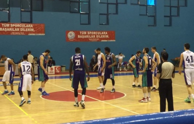Sinpaş Denizli Basket, Peretvniyal karşısında çok zorlandı