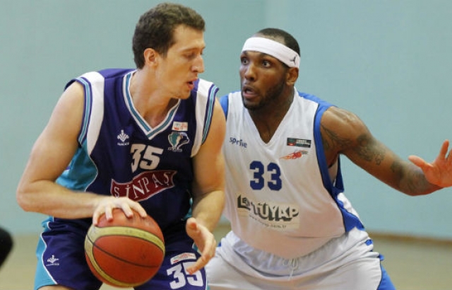 Sinpaş Denizli Basket pes etmedi