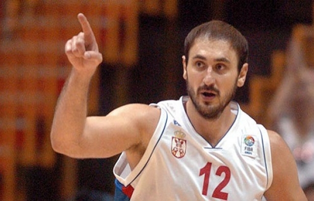 SIRP PİVOT NENAD KRSTIC ANADOLU EFES'TE...