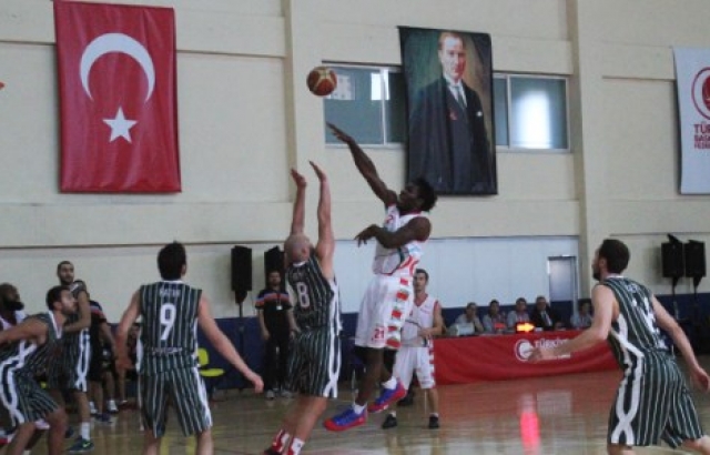 Socar başladı Akhisar bitirdi