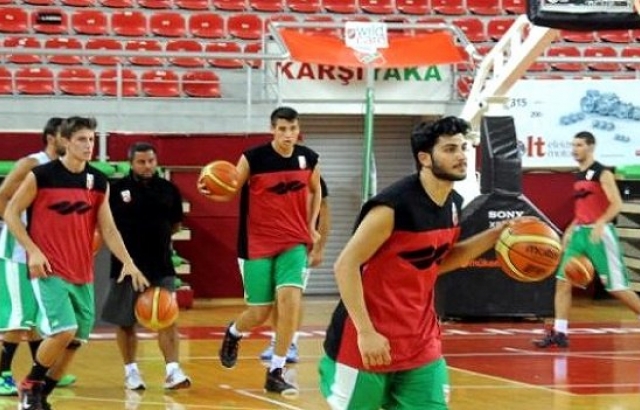 Son şampiyon taraftarıyla buluşuyor...