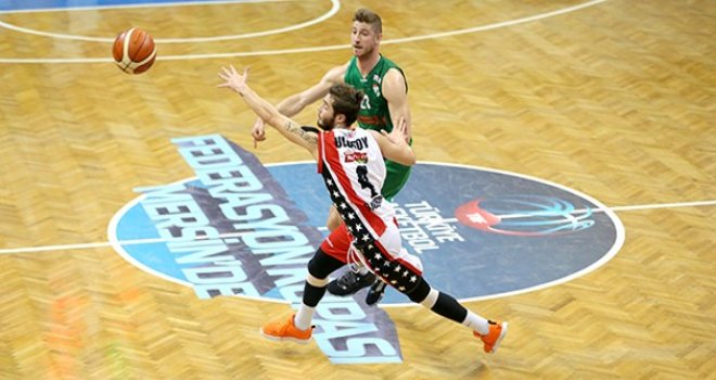 Son yarı finalist iki uzatma sonunda Bursaspor Durmazlar