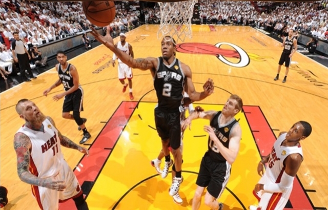 SPURS SAZI TEKRAR ELİNE ALDI