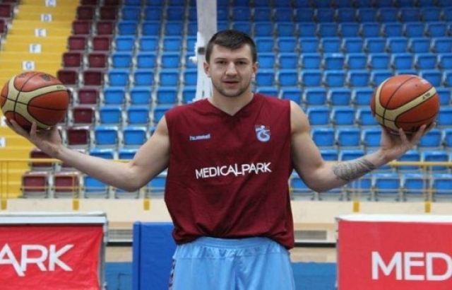 STİPANOVİC TRABZONSPOR İLE UZATTI