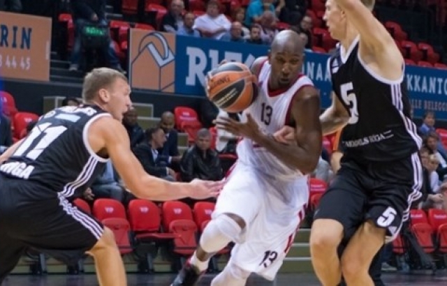 Strasbourg, Vef Riga'yı farklı geçti