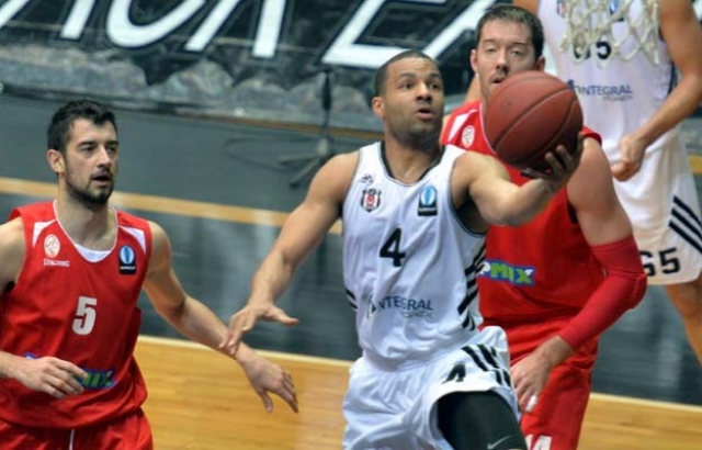 Szolnoki'ye kaybeden Beşiktaş grubu ikinci bitirdi