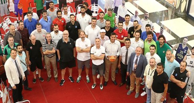 TBL takımlarından imza günü