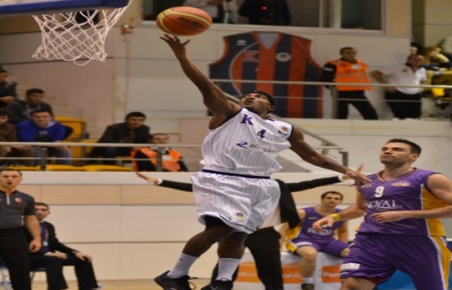 Ted Kolejliler, Gaziantep'i uzatmada devirdi