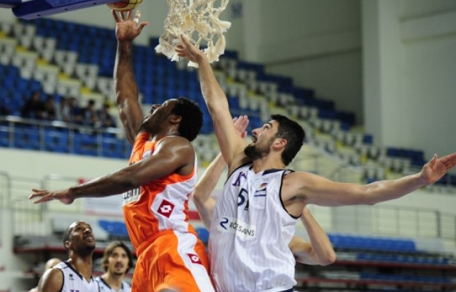 Ted Kolejliler, İstanbul Büyükşehir'i rahat geçti