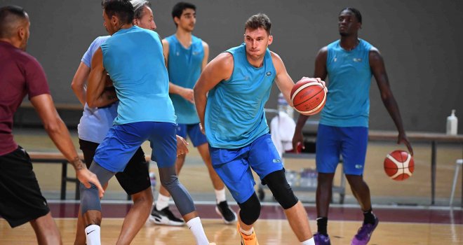 Tevfik Akdamar Tofaş'a döndü