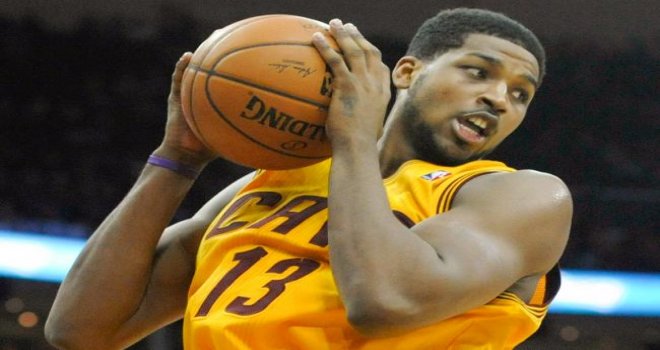 Thompson Cavs ile yeniledi